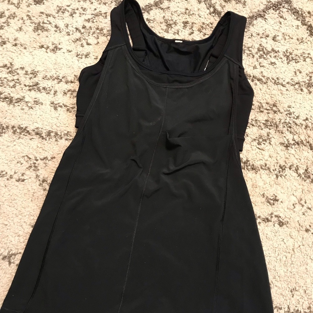 Lululemon tank